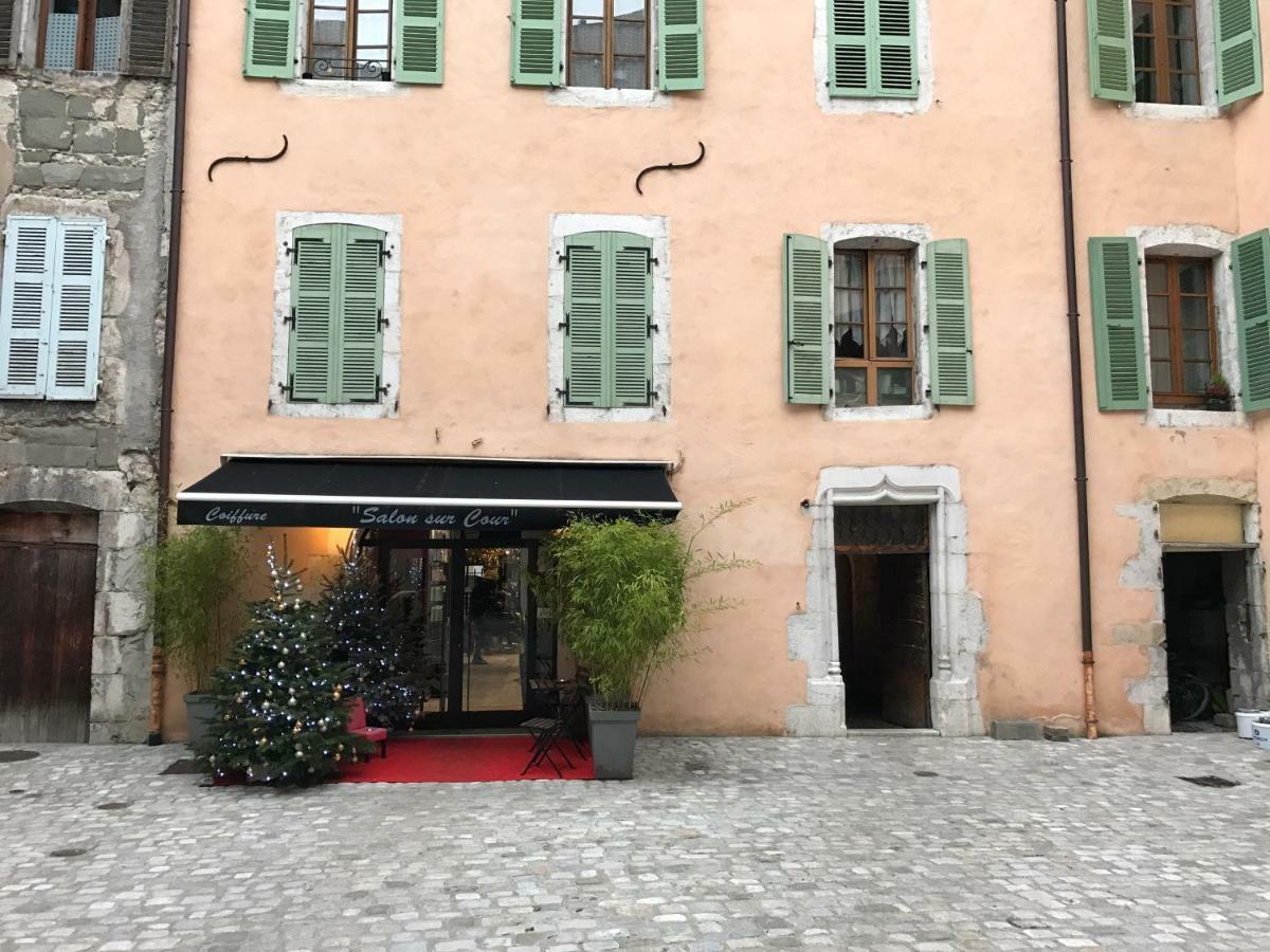 La Perle De La Vieille Ville D'Annecy Lägenhet Exteriör bild